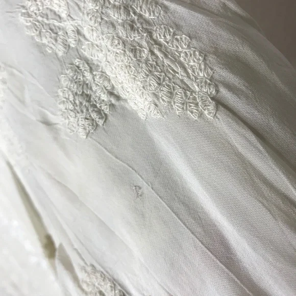 Johnny Was rayon embroidered crochet tunic - Picture 9 of 16